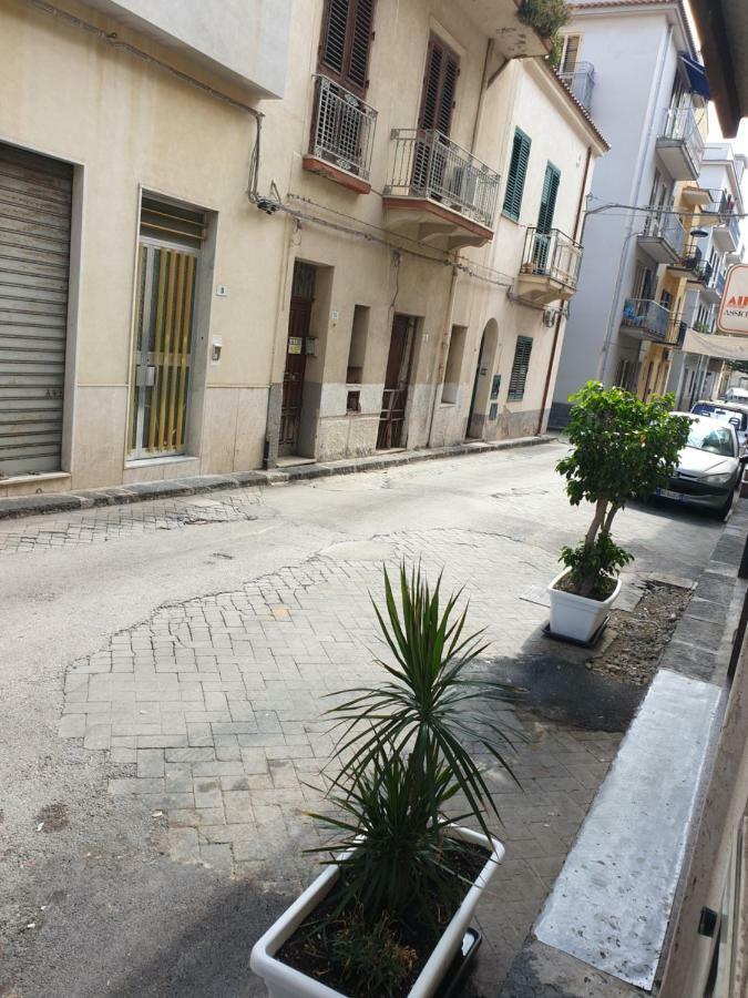 I Mori In Campidoglio Affitta Camere Sant'Agata di Militello Eksteriør billede